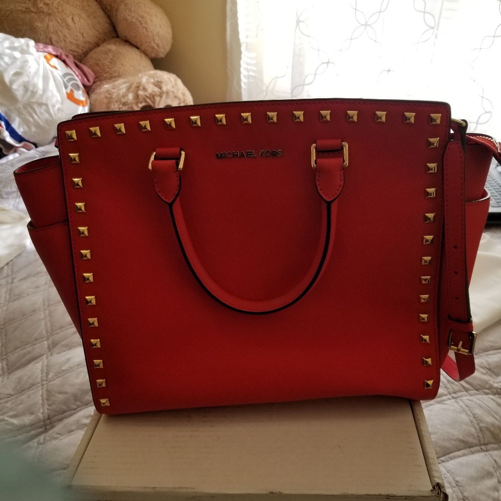 Michael Kors Large Selma Studded handbag
